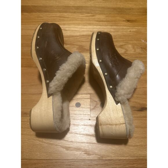 UGG Leather Clogs Mule Shearling Wooden Fur Slip-on Shoes Brown Size 9 - Picture 9 of 12